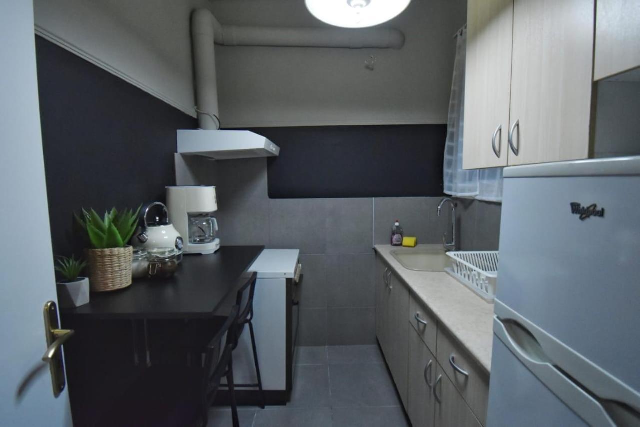 Location...Acropolis! Apartment เอเธนส์ ภายนอก รูปภาพ
