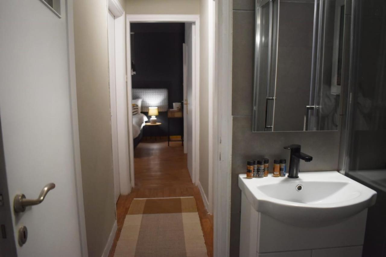 Location...Acropolis! Apartment เอเธนส์ ภายนอก รูปภาพ